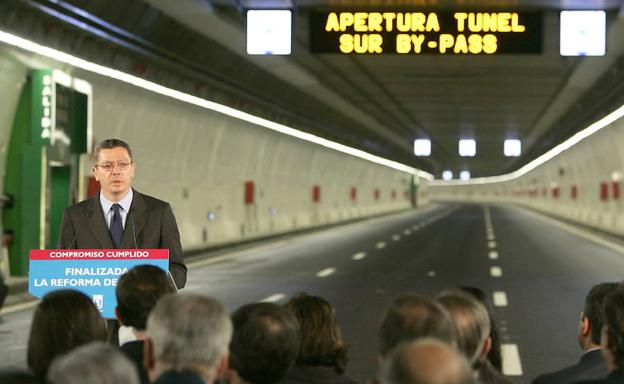 Alberto Ruiz-Gallardón, en la inauguración del túnel Sur de la M-30 en 2007. 