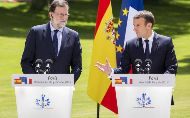 Rajoy y Macron.