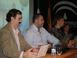 Conferencia inaugural del Meetin Blog 08 en Jaén. /IDEAL