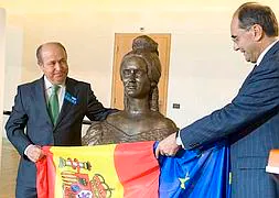 Granada presenta en la Eurocámara un busto en recuerdo de Mariana Pineda