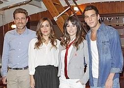 Mario Casas y Blanca Suarez se embarcan en Antena 3 con 'El Barco' | Ideal