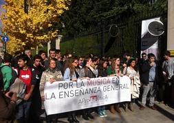 La manifestación, en la Gran Vía :: A. AGUILAR