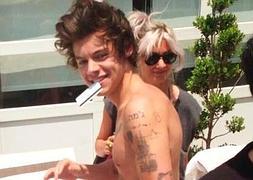 One Direction, Harry Styles caliente y Niall Horan imita a Shakira (vídeo)