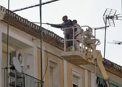 El Ayuntamiento de Granada destina a alquiler social 14 viviendas sin rehabilitar de Santa Adela