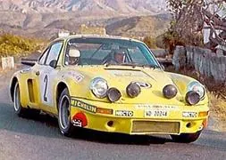 Marc Etchebers, con su Porsche, corredor mítico que ganó cinco veces el Rallye Costa del Sol. :: AUTOMÓVIL CLUB ALMERÍA