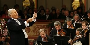 Estrella. Georges Prêtre dirige a la Filarmónica de Berlín en el Concierto de Año Nuevo en Viena el 1 de enero de 2008. :: REUTERS