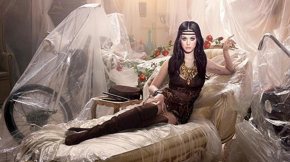 Madonna y Katy Perry, juntas en fotos sadomasoquistas para V Magazine