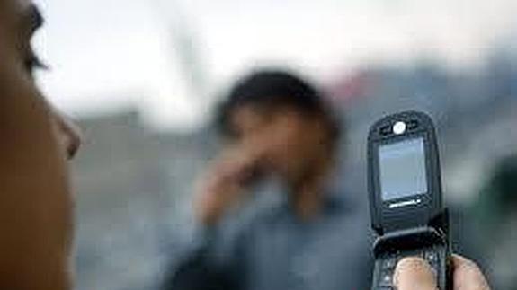 La locura del celular llevará a que las líneas superen el numero de personas en 2015