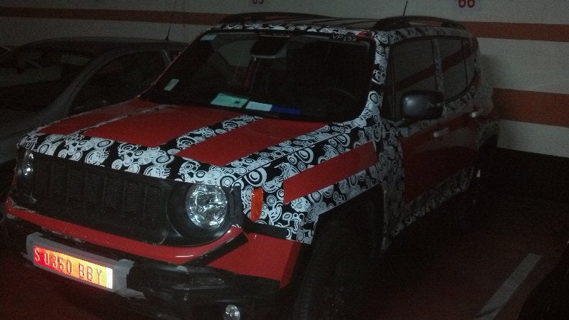 El Jeep Renegade se perfecciona en Granada