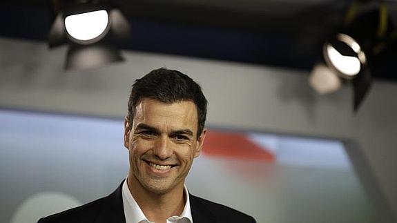 El líder del PSOE vuelve a elegir Mojácar para desconectar 
