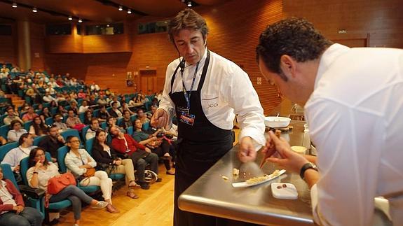 El público abarrotó la sala para la ponencia matinal de José Carlos García, a pesar de lo tempranero de la hora.