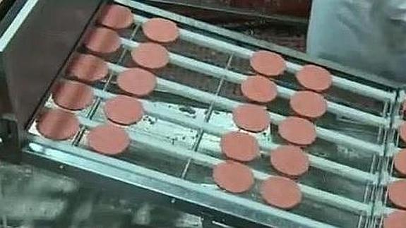 McDonald's revela cómo hace sus hamburguesas