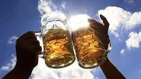 ¡Tremendo!:... Mexicanos investigan propiedades curativas de la cerveza local