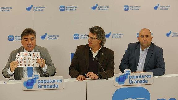 Juan Cobo, junto a José Torrente en rueda de prensa 