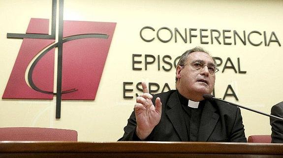 Gil Tamayo dice que la Iglesia debe pedir "perdón" por los presuntos abusos de Granada