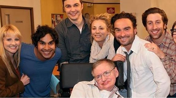 Stephen Hawking se cuela de nuevo en 'The Big Bang Theory'
