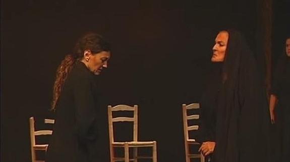 Alquibla Teatro pone en escena 'La casa de Bernarda Alba' en el Teatro Alhambra