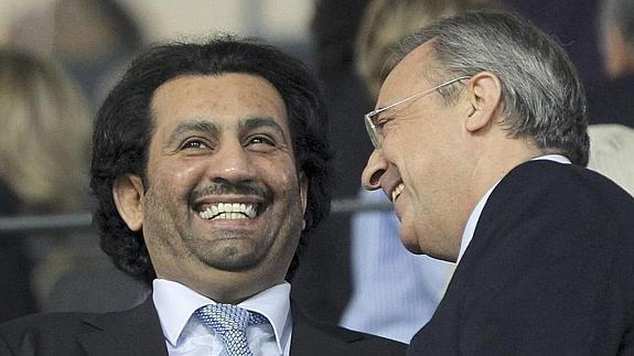 Abdullah Al Thani, propietario y presidente del Málaga CF, junto a Florentino Pérez. 