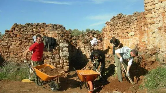 Excavaciones en el paraje de Cortijo Canuto, en Venta de los Santos, Montizón.