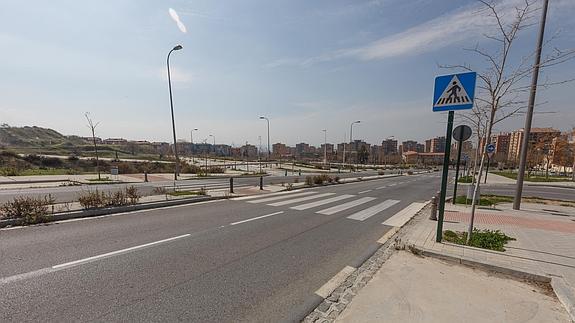 En la Azulejera se hicieron las calles pero no se llegó a edificar nada. 