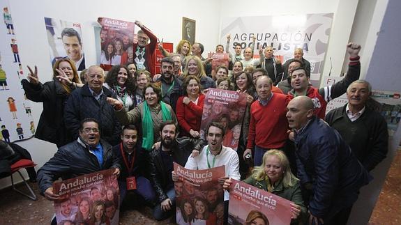 Euforia en la sede socialista de Motril tras conocer los resultados.