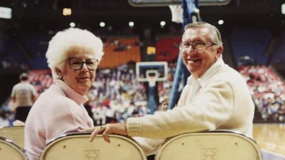 Mueren con 5 minutos de diferencia tras 73 años de matrimonio