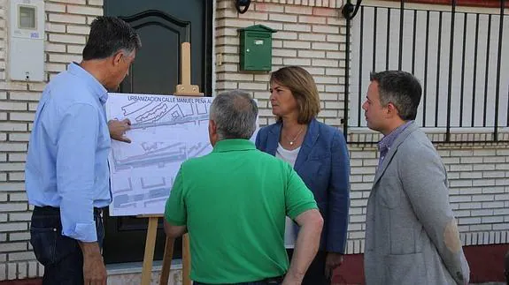 La calle Manuel Peña Alta mejorará su accesibilidad con la construcción de aceras