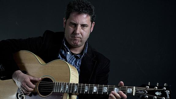 José Ignacio Lapido será uno de los artistas que participen en el concierto. :