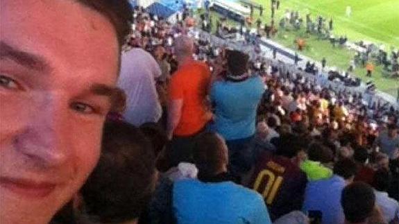 Se coló en la final de la Champions con una acreditación de cartón