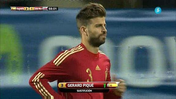Piqué se lleva una descomunal pitada de la afición española