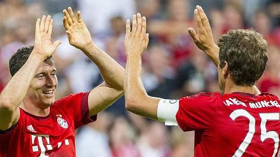 Una jueza condena a dos hinchas del Múnich 1860 a comprar una camiseta del Bayern