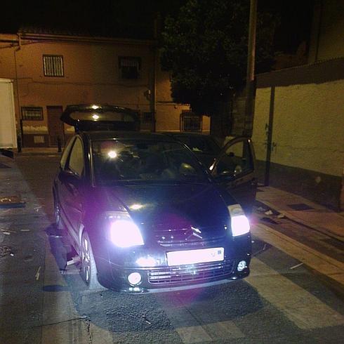 Coche en el que huyeron los malhechores. 