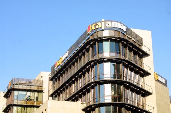 Sede de Cajamar en la plaza de Barcelona de Almería.