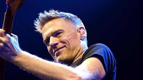 Bryan Adams, en un concierto.  