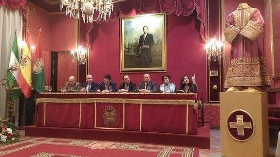 La verdad sobre la túnica persa del Rescate