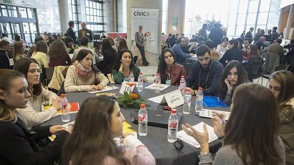 Centros educativos y empresas granadinas impulsan el emprendimiento en proyectos de Formación Profesional