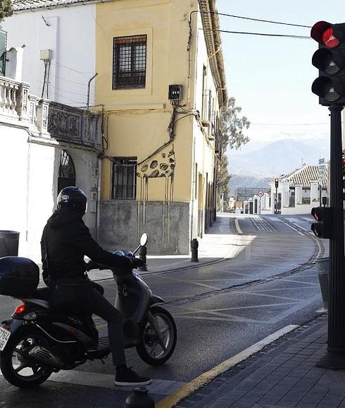 La jirafa del Realejo vuelve a su esquina