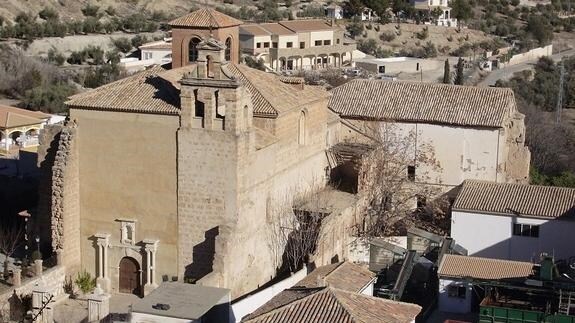 Más de mil personas piden restaurar el suelo del convento de La Guardia