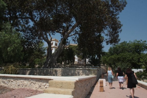 Vista del Cortijo Fischer, sede actual del Instituto Andaluz de la Mujer en Almería.