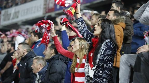 Encuéntrate en las gradas de Los Cármenes