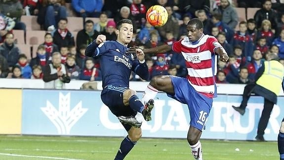 Doucouré se los come a todos