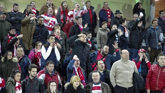 Encuéntrate en las gradas de Los Cármenes