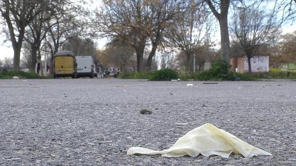 Lugar de la avenida de América de Santa Fe donde se registró el tiroteo la pasada tarde del jueves. 