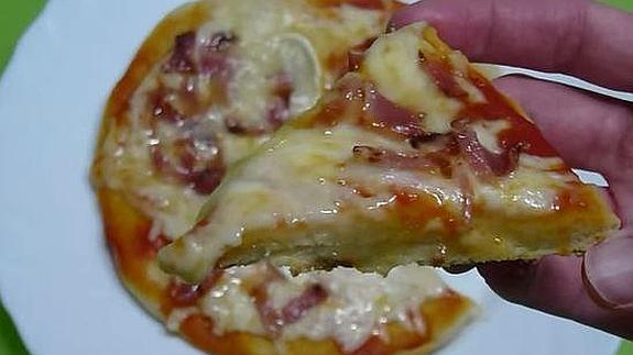 ¿Cómo hacer una pizza sin horno? La receta que triunfa en Internet