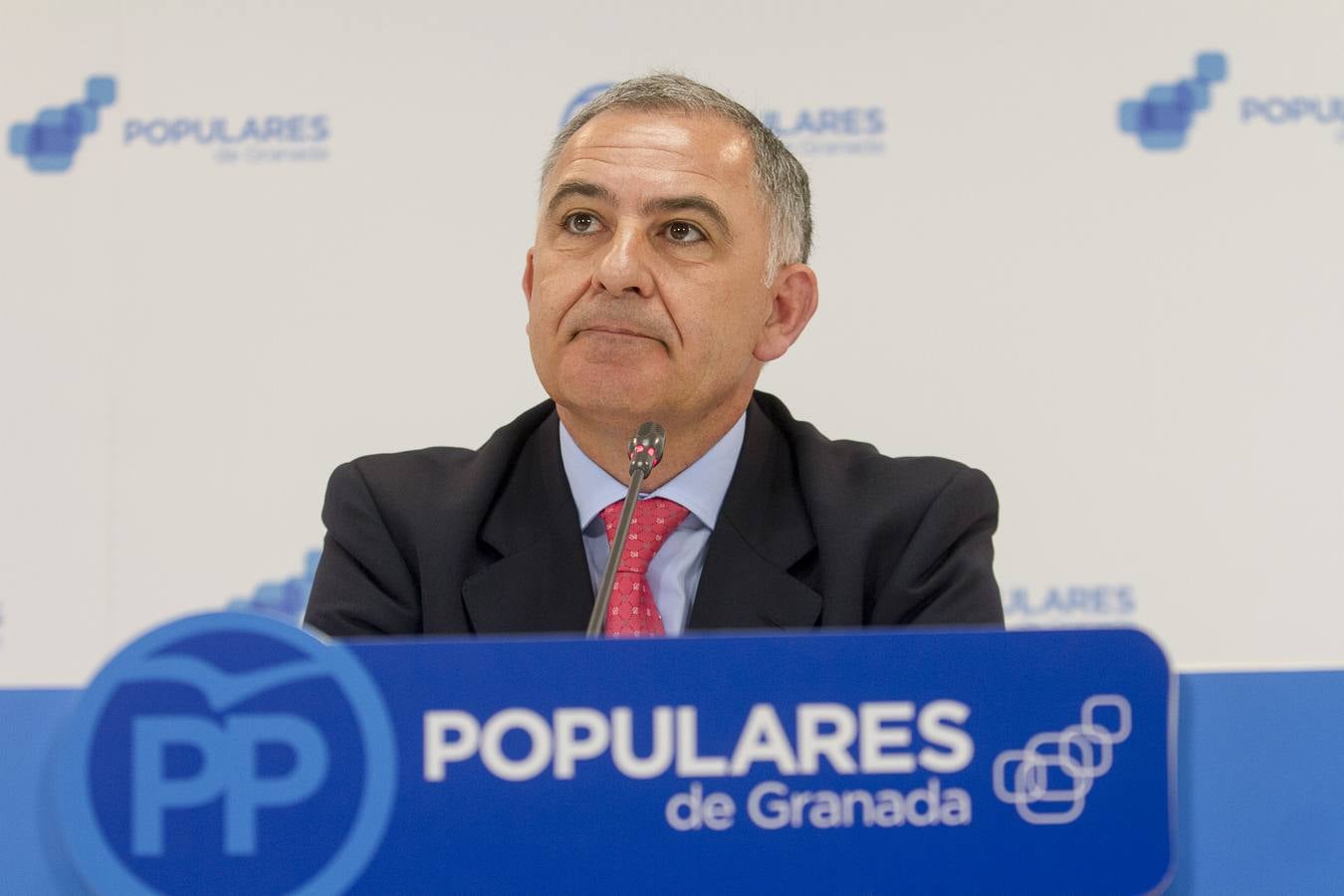 Santiago Pérez, número dos del PP en Granada, compareció ayer. 