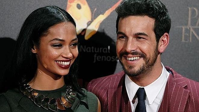 El bonito mensaje de Mario Casas a su novia, Berta Vázquez | Ideal