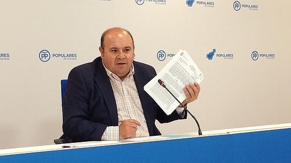 El portavoz del PP en la institución provincial, José Robles. 