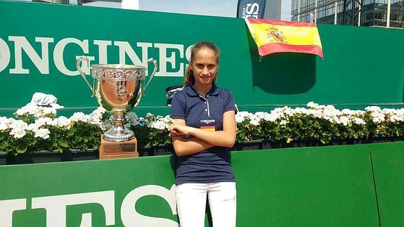 María Dolores López, una almeriense de 12 años que hace historia