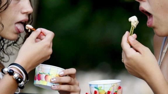 Sólo dos helados a la semana para que tus hijos no engorden en verano