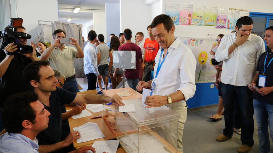 Rafael Hernando defiende que "consolidar una fuerza mayoritaria" reducirá "la capacidad de bloqueo" político